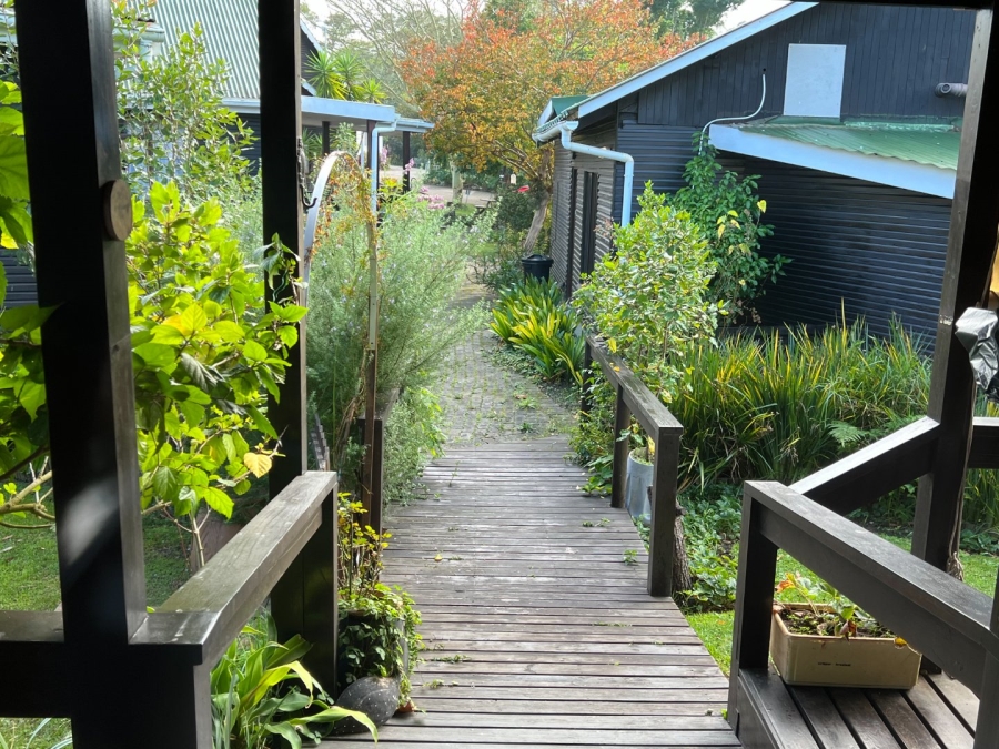 2 Bedroom Property for Sale in Harkerville A H Western Cape